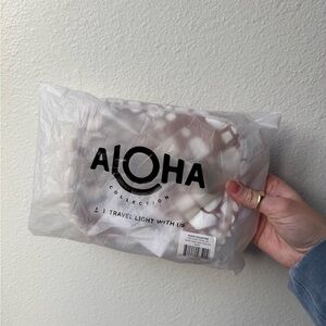 ALOHA Collection Cabin Crew Kit in Textile Cone